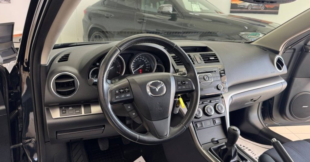Mazda 6 2012