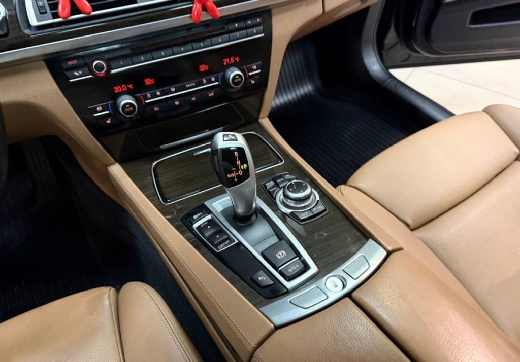 BMW 7 2013