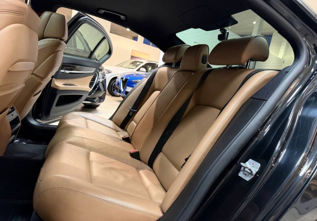 BMW 7 2013