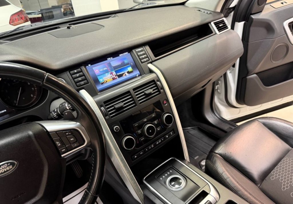 Land Rover Discovery Sport 2017