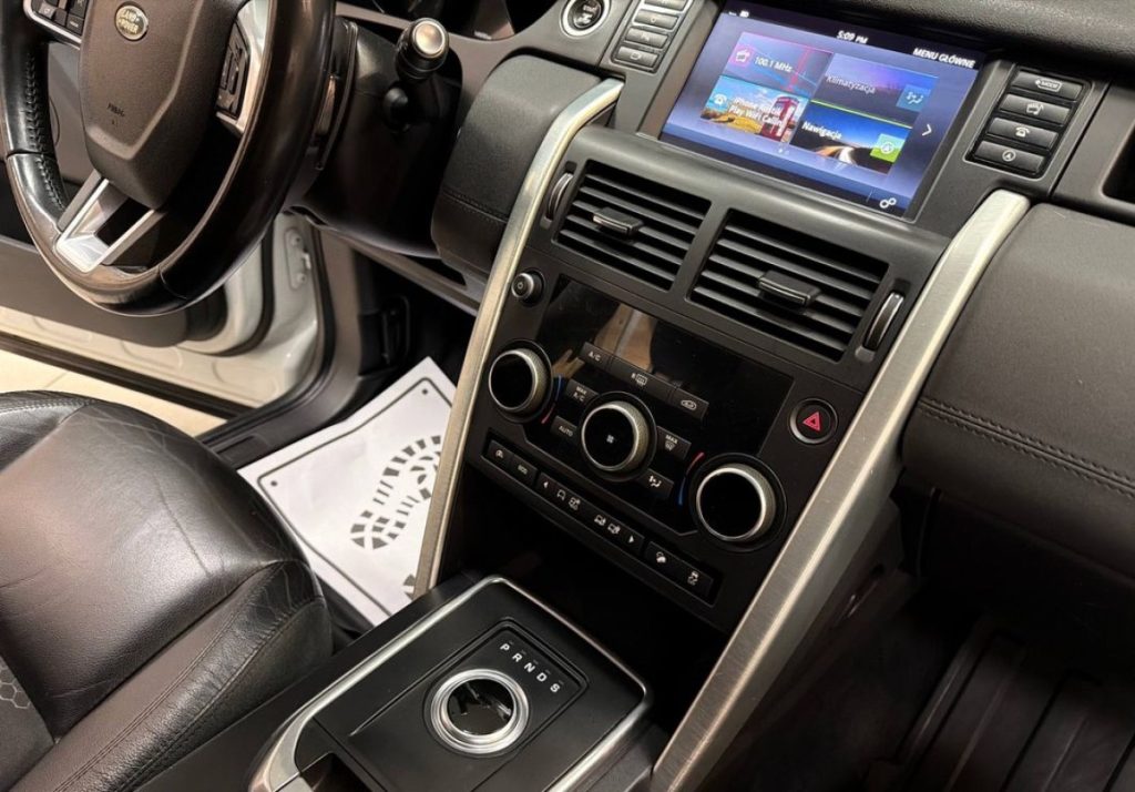 Land Rover Discovery Sport 2017