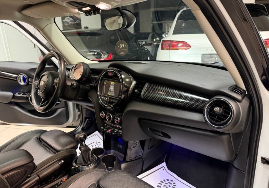 MINI Cooper 2016
