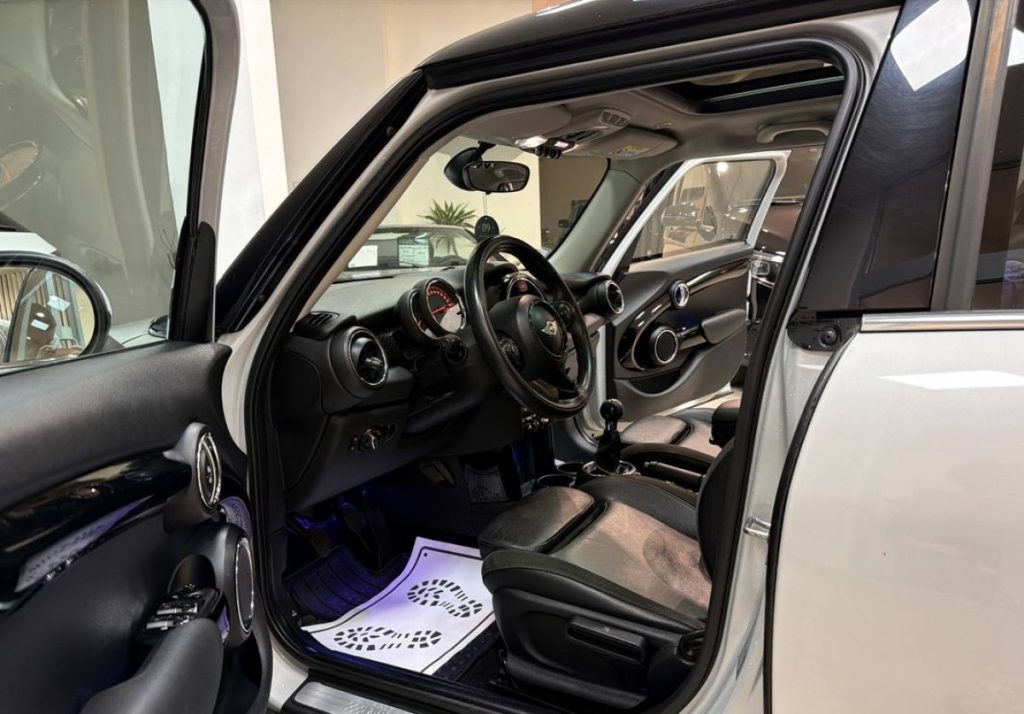 MINI Cooper 2016