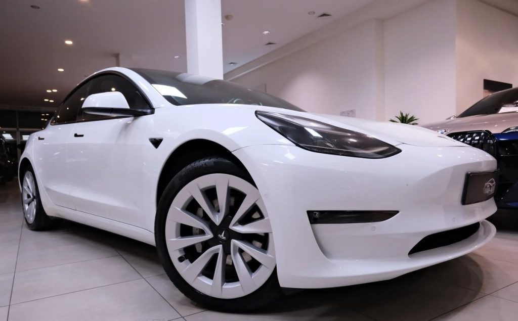 Tesla Model 3 2021