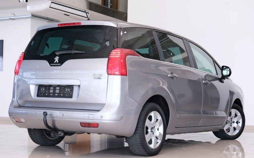 Peugeot 5008 2014