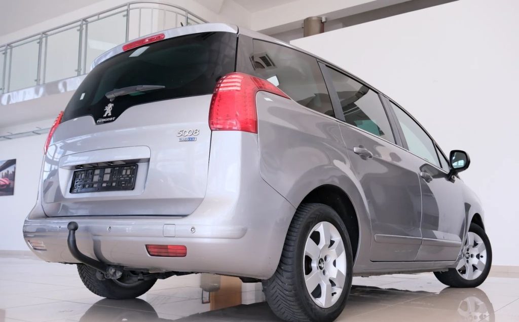 Peugeot 5008 2014