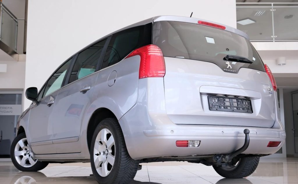 Peugeot 5008 2014