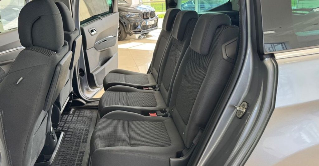 Peugeot 5008 2014
