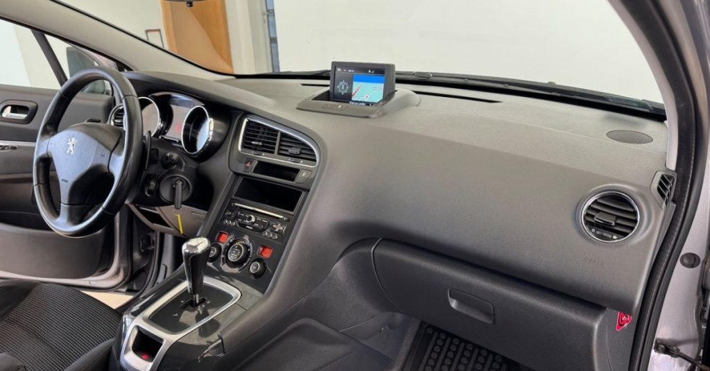 Peugeot 5008 2014