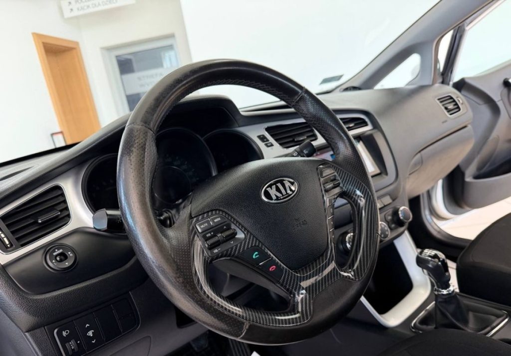 Kia Ceed 2012