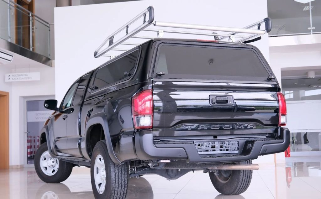 Toyota  2023