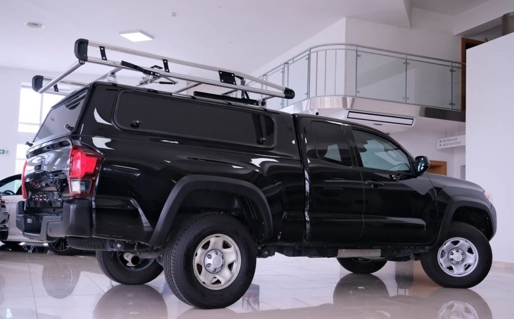 Toyota  2023