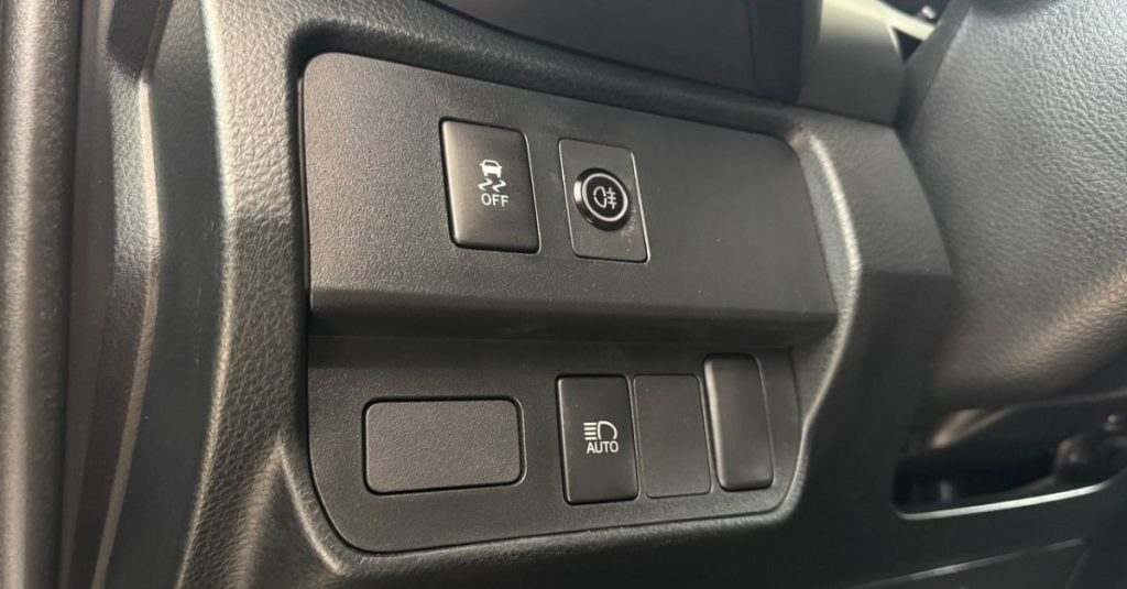 Toyota  2023