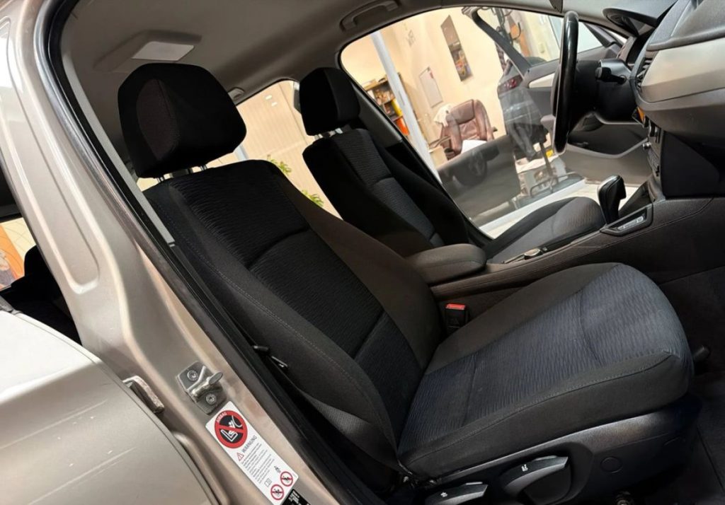 BMW X1 2012