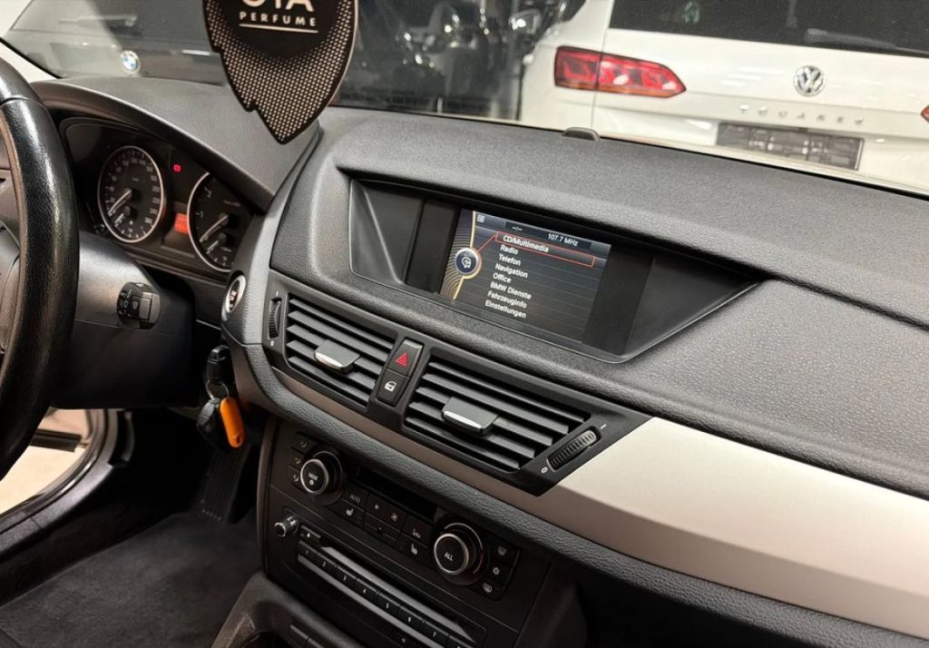 BMW X1 2012