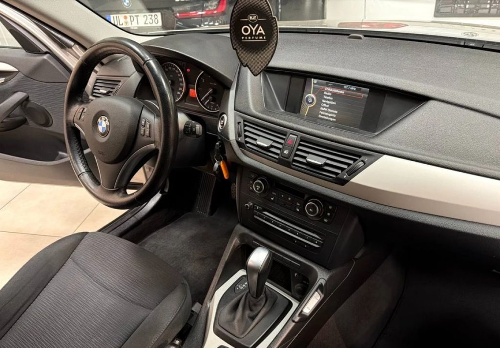 BMW X1 2012