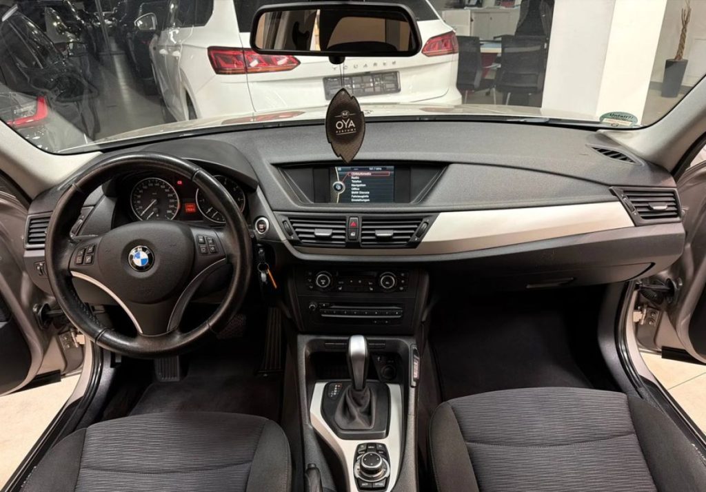 BMW X1 2012