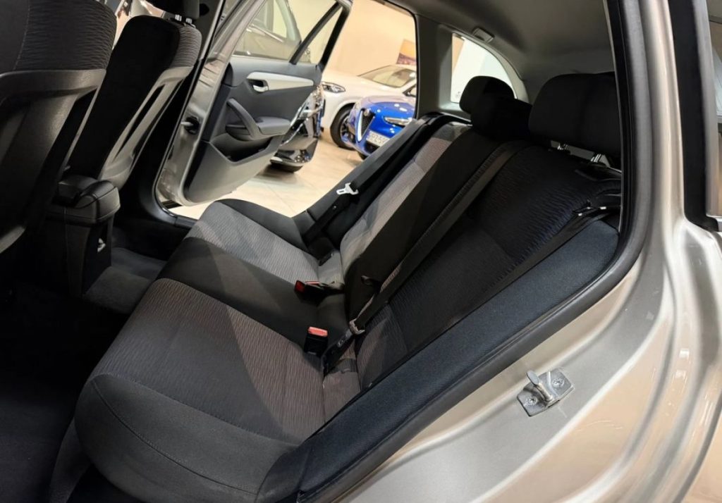BMW X1 2012