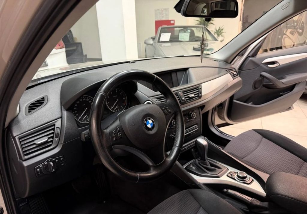 BMW X1 2012