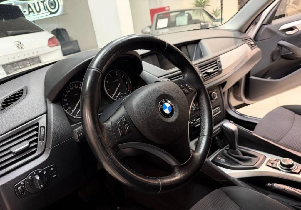 BMW X1 2012