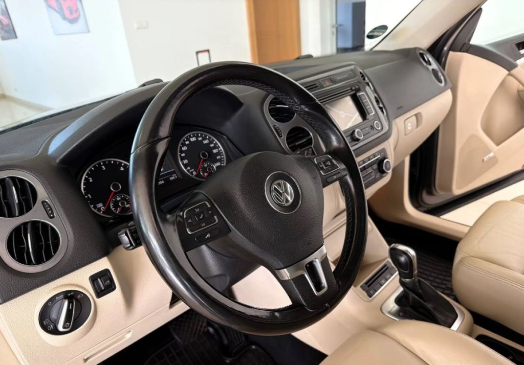Volkswagen Tiguan 2012