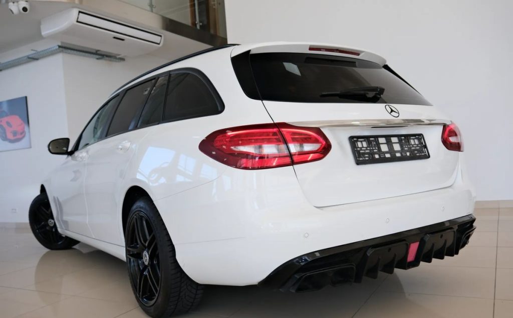 Mercedes-Benz C 2016