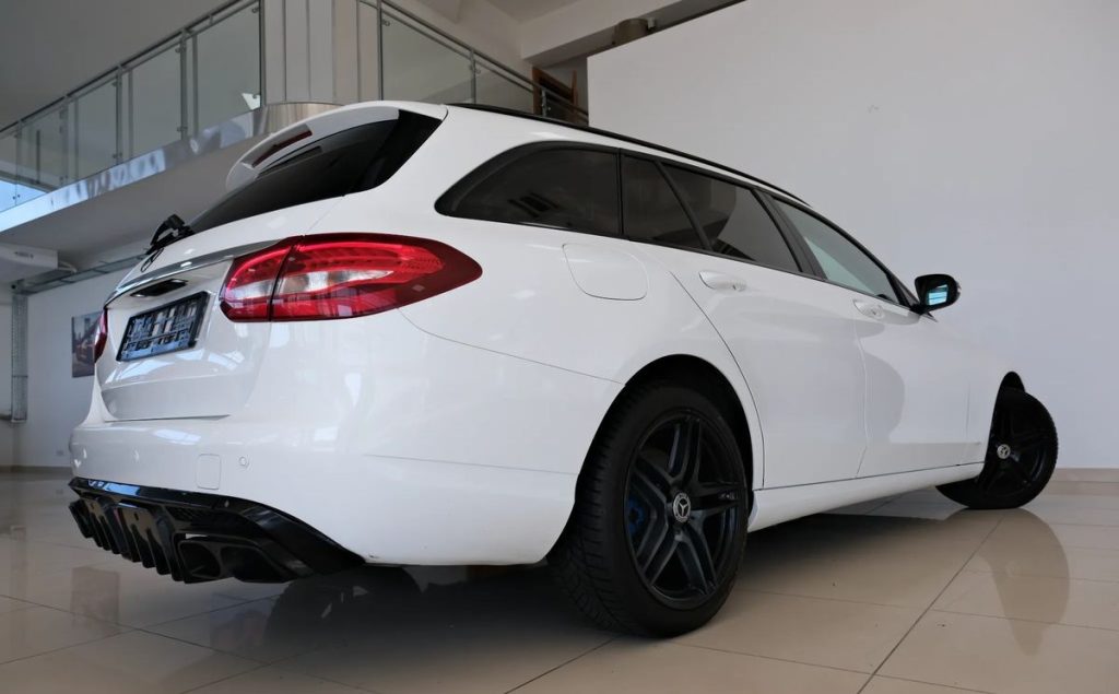 Mercedes-Benz C 2016