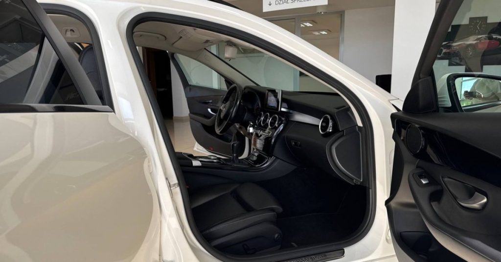 Mercedes-Benz C 2016