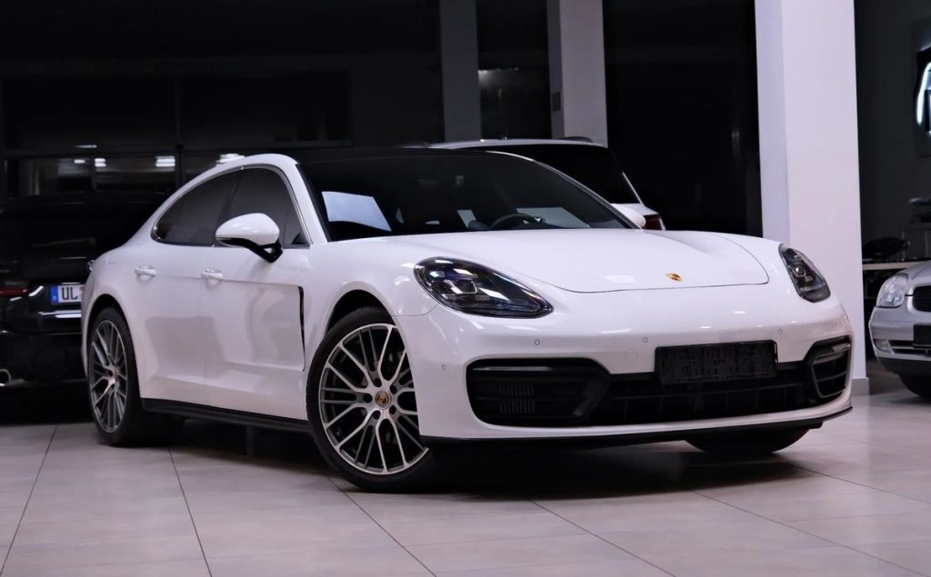 Porsche Panamera 2022