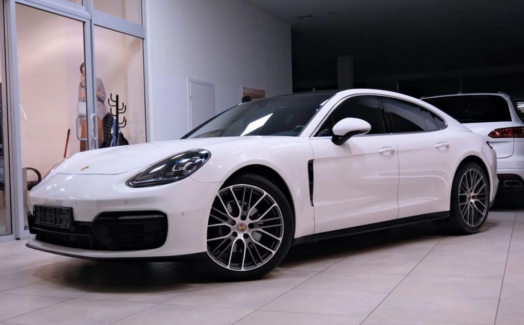 Porsche Panamera 2022