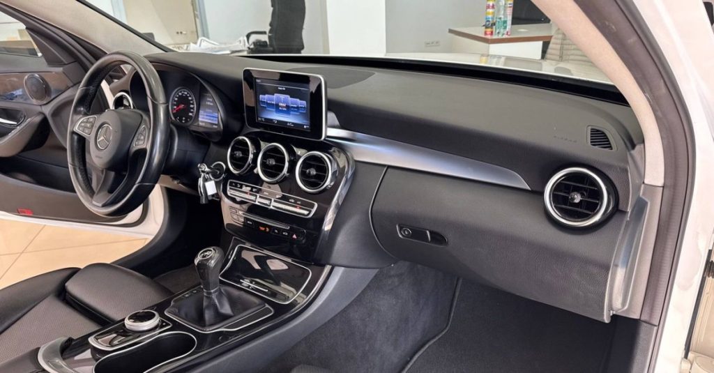 Mercedes-Benz C 2016