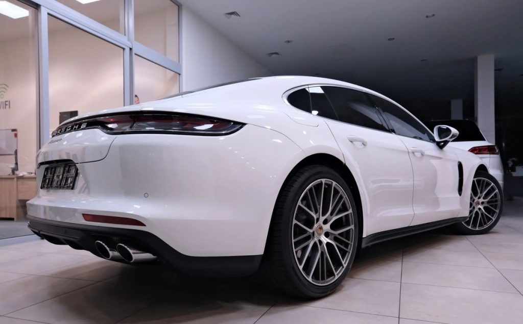 Porsche Panamera 2022