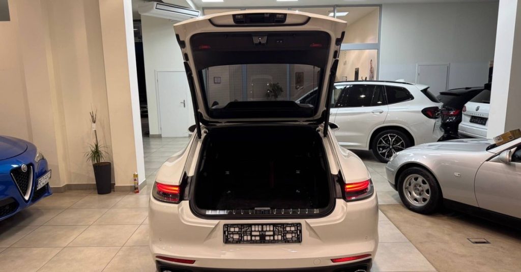 Porsche Panamera 2022