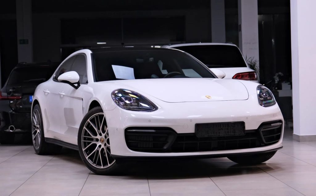 Porsche Panamera 2022