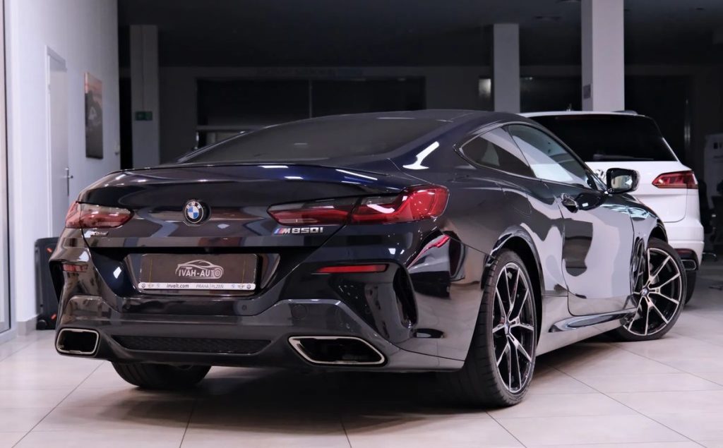 BMW 8 2018