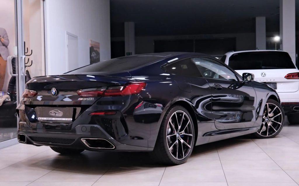 BMW 8 2018