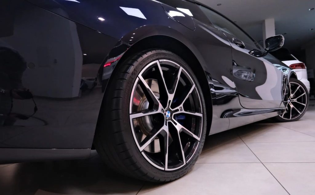 BMW 8 2018