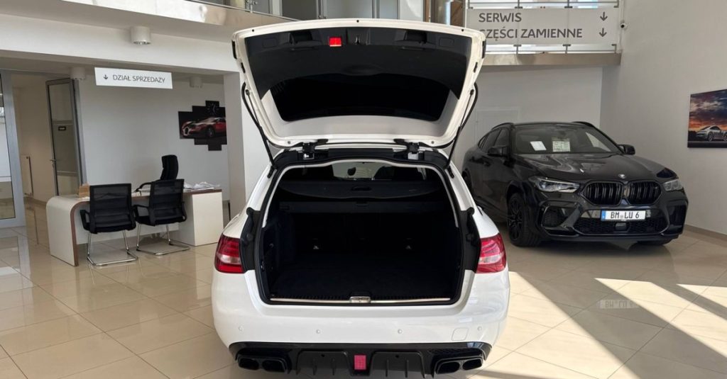 Mercedes-Benz C 2016