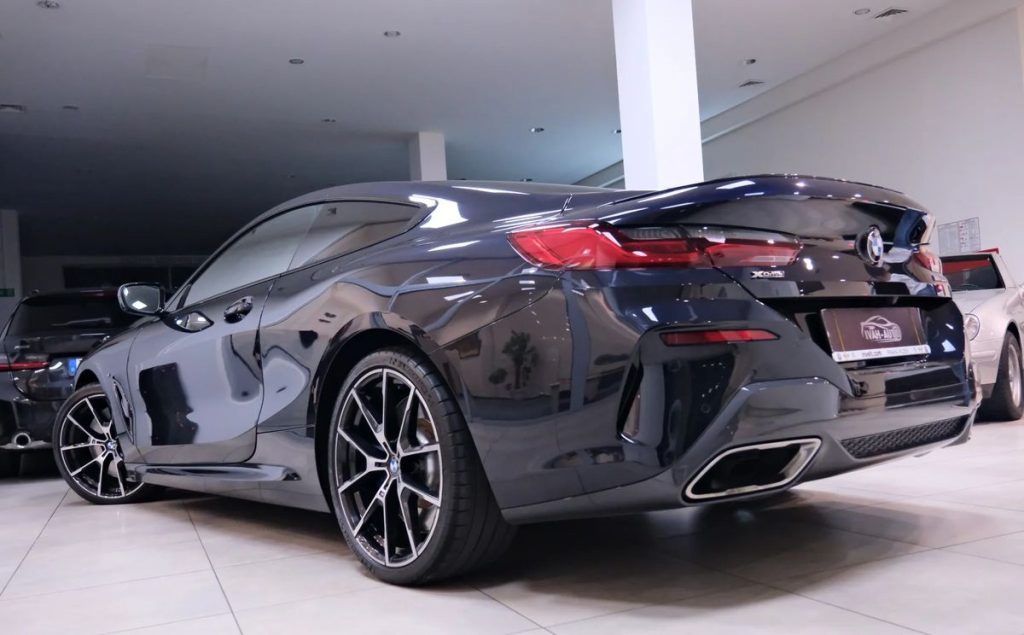 BMW 8 2018