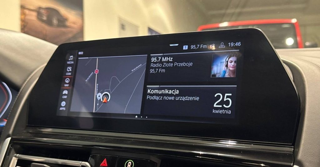 BMW 8 2018