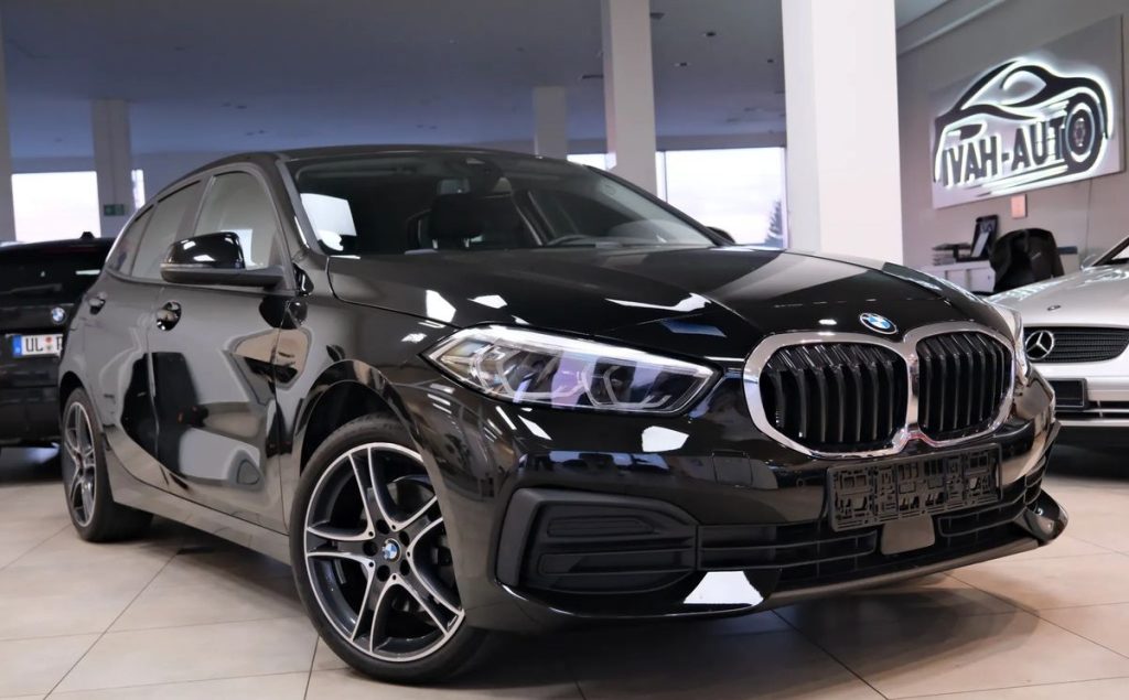 BMW 1 2021