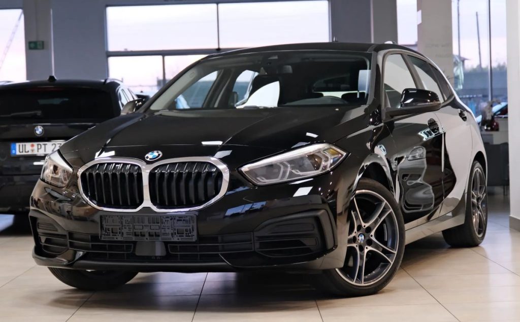 BMW 1 2021