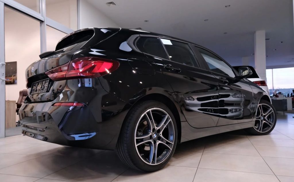BMW 1 2021