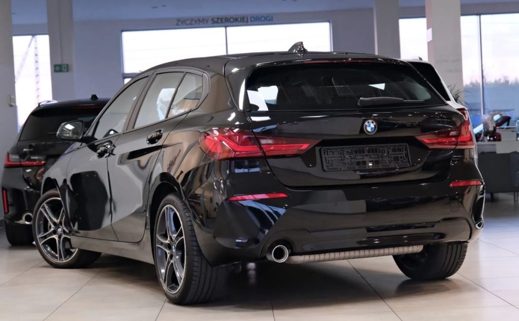 BMW 1 2021
