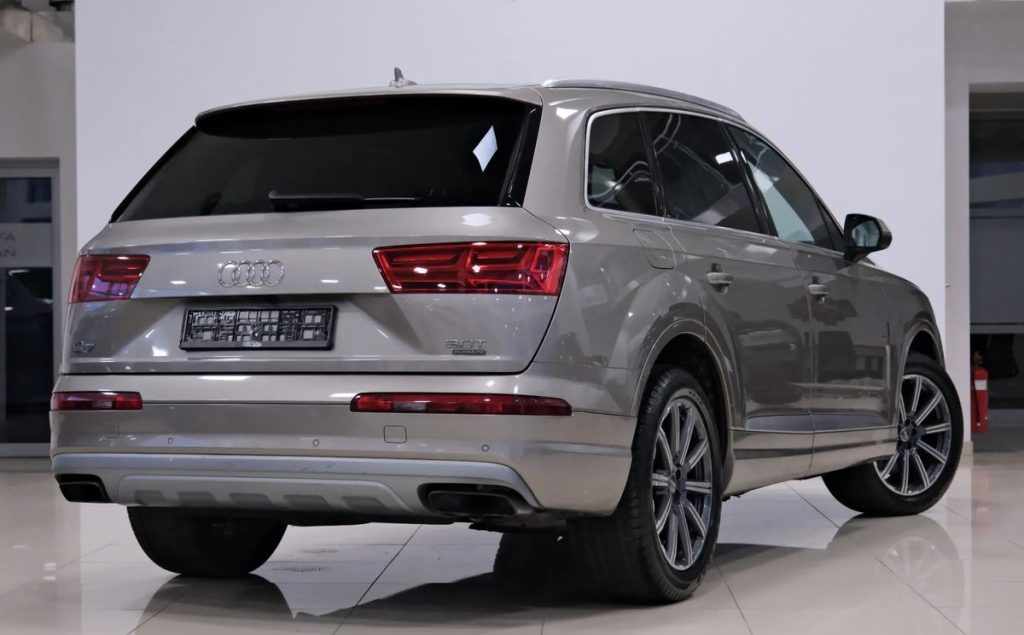 Audi Q7 2016