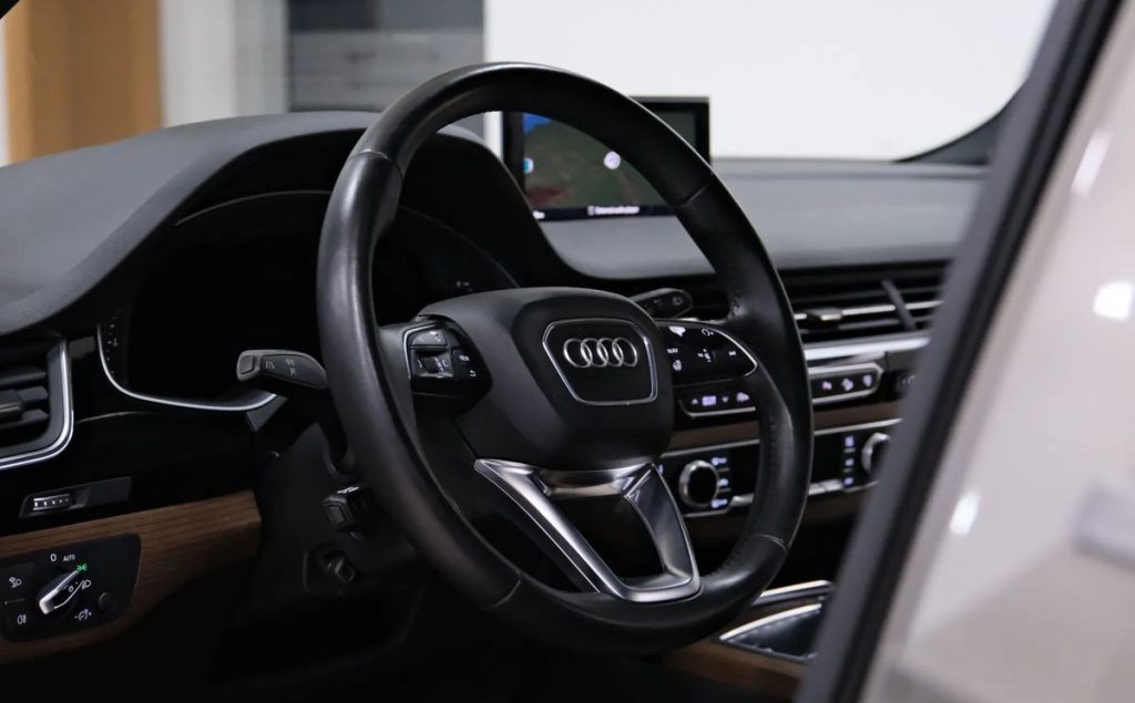 Audi Q7 2016