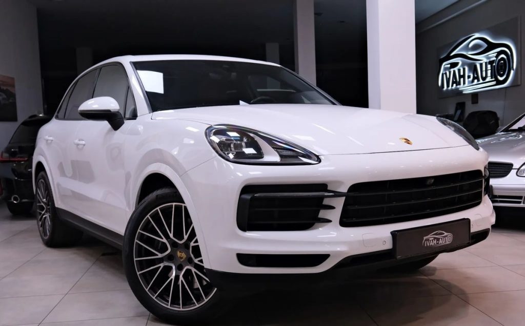 Porsche Cayenne 2021
