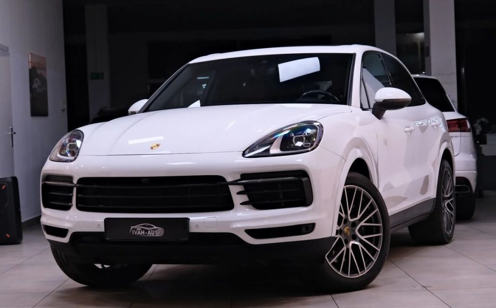 Porsche Cayenne 2021