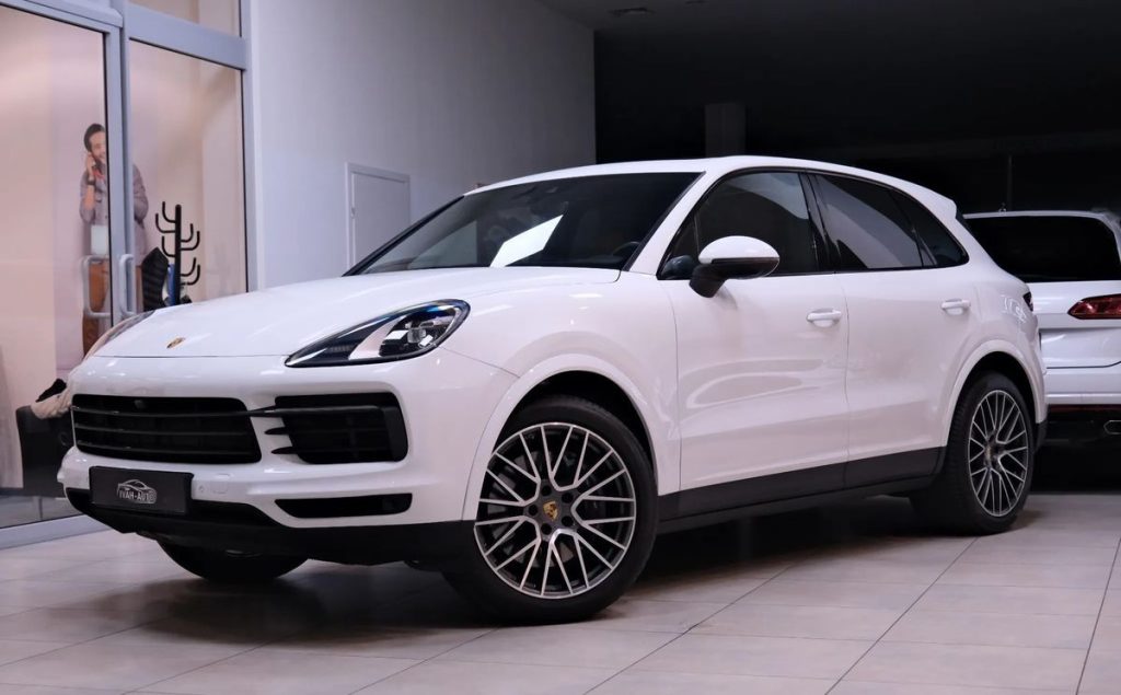 Porsche Cayenne 2021