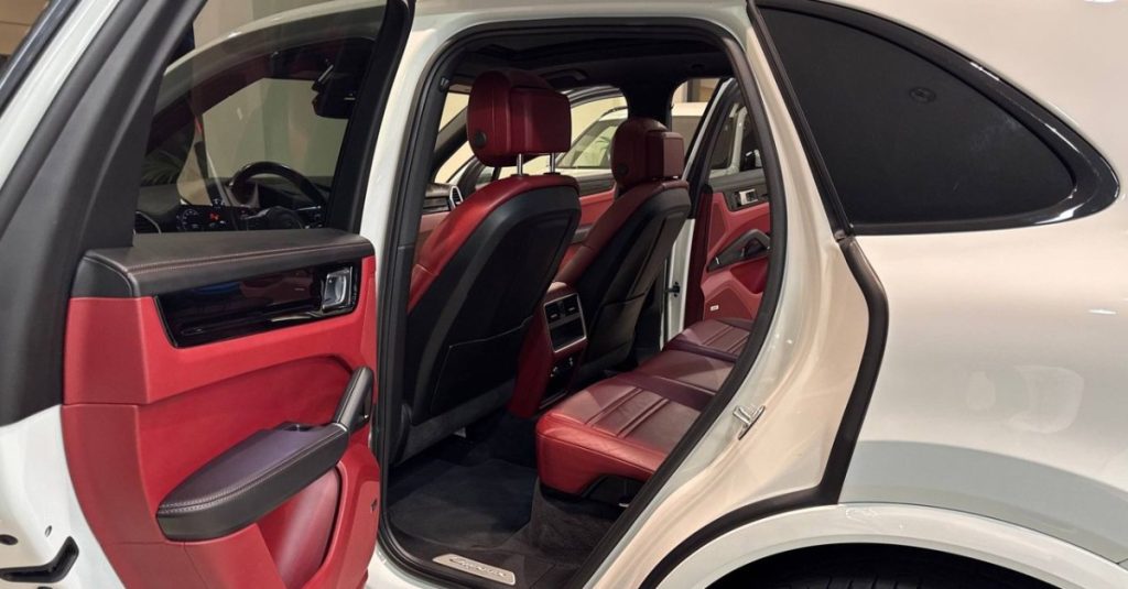 Porsche Cayenne 2021